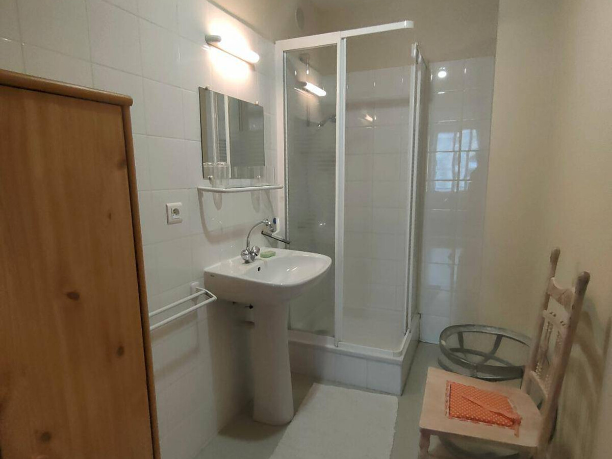 Appartement 8 pers, 80 m² avec balcon, centre Cauterets - Photo 6
