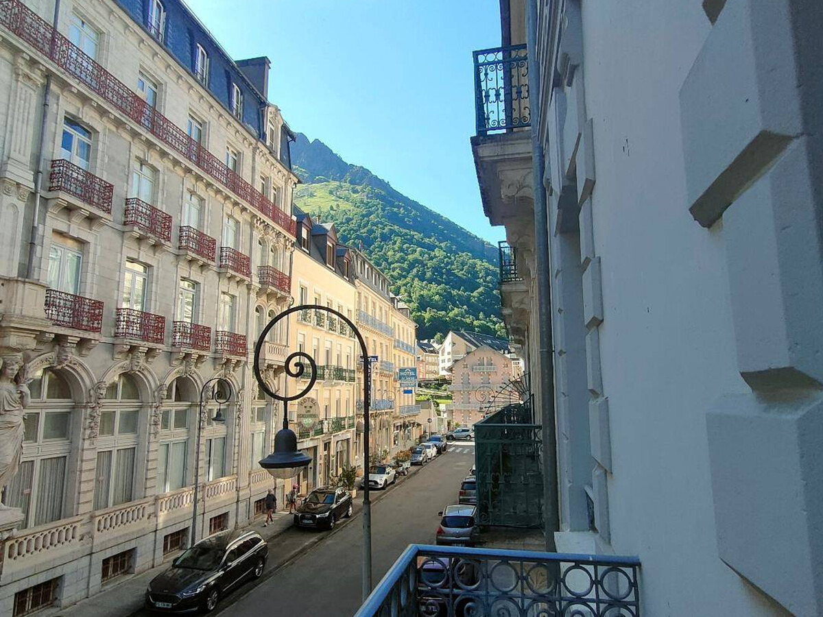 Appartement 8 pers, 80 m² avec balcon, centre Cauterets - Photo 8