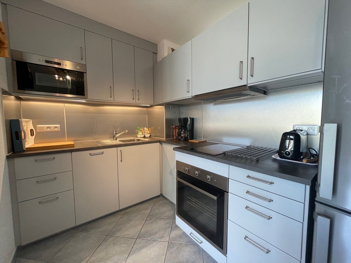 Appartement 50m plage, terrasse et jardin à Jullouville - Photo 11