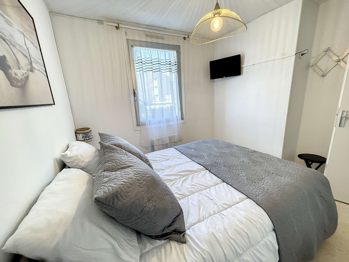 Appartement 50m plage, terrasse et jardin à Jullouville - Photo 13