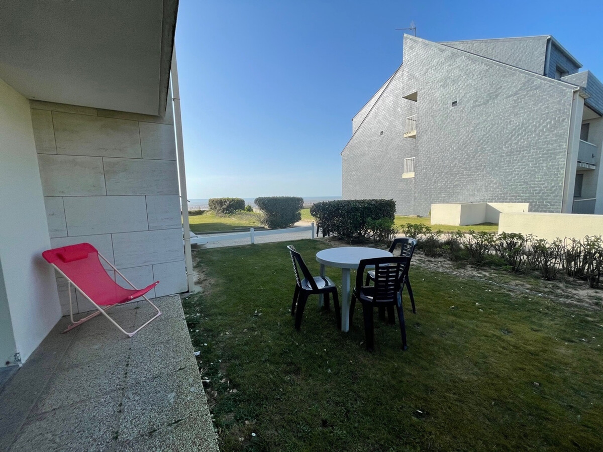 Appartement 50m plage, terrasse et jardin à Jullouville - Photo 17