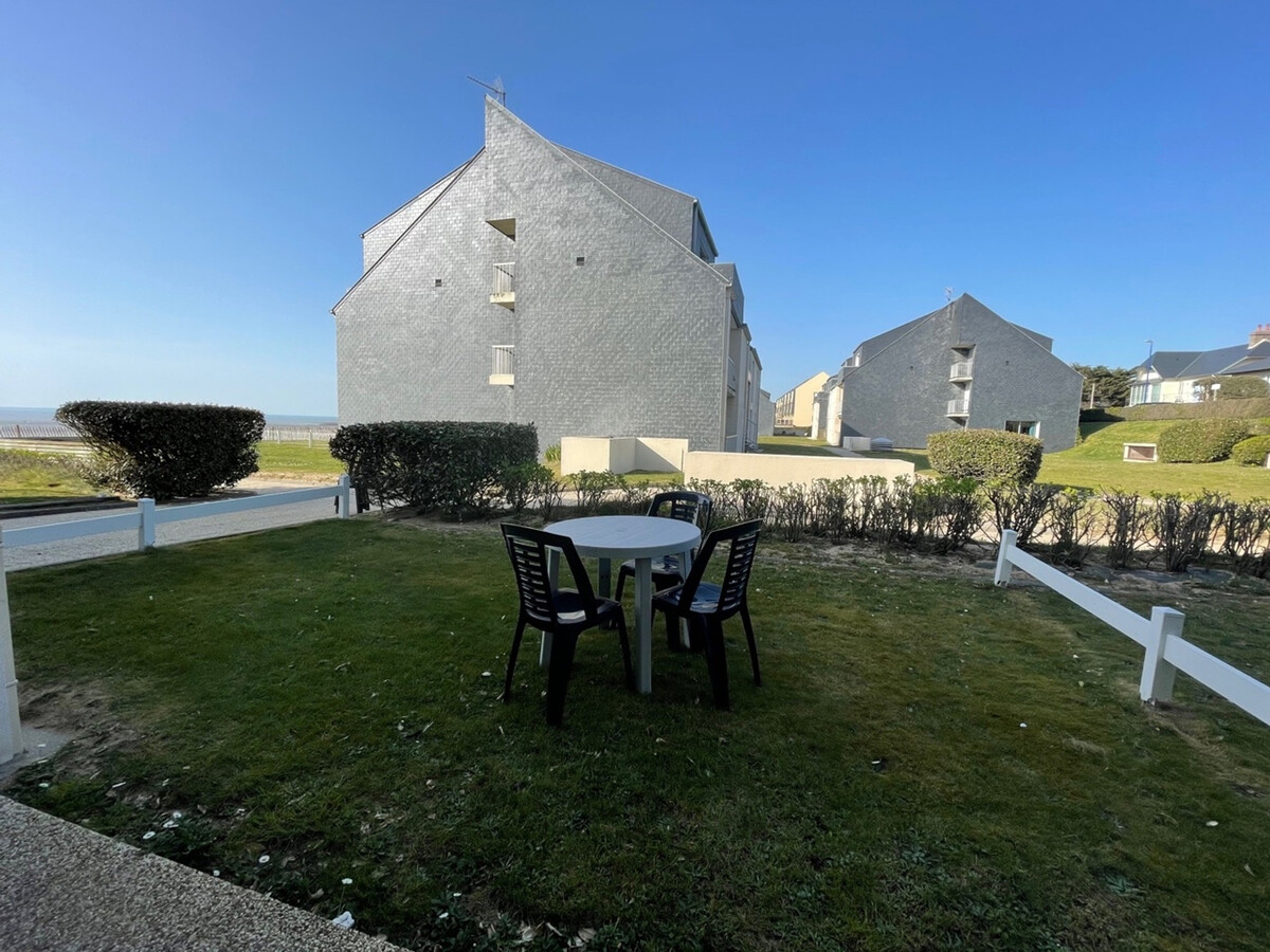 Appartement 50m plage, terrasse et jardin à Jullouville - Photo 19