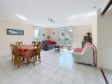Appartement 2 pers. parking à 250m de la plage : photo 2