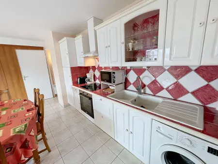 Appartement 2 pers. parking à 250m de la plage : photo 4