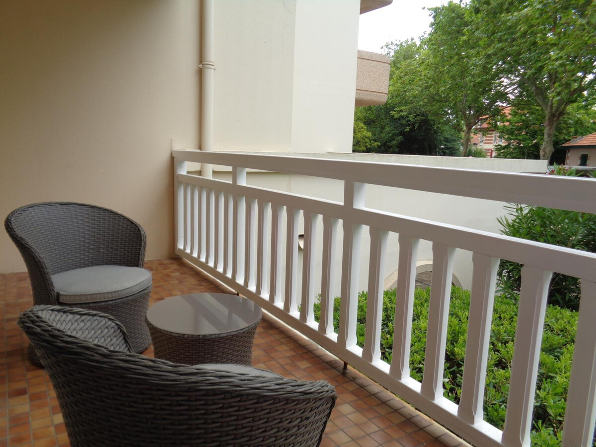 T3 54m² vue bassin à 300m des commerces, parking couvert - Photo 10