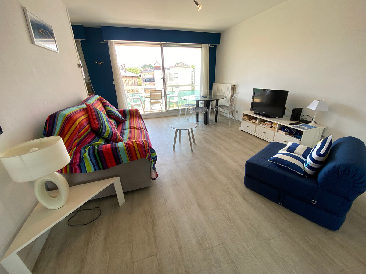 Studio 35m² centre-ville Arcachon, balcon sud et parking - Photo 2