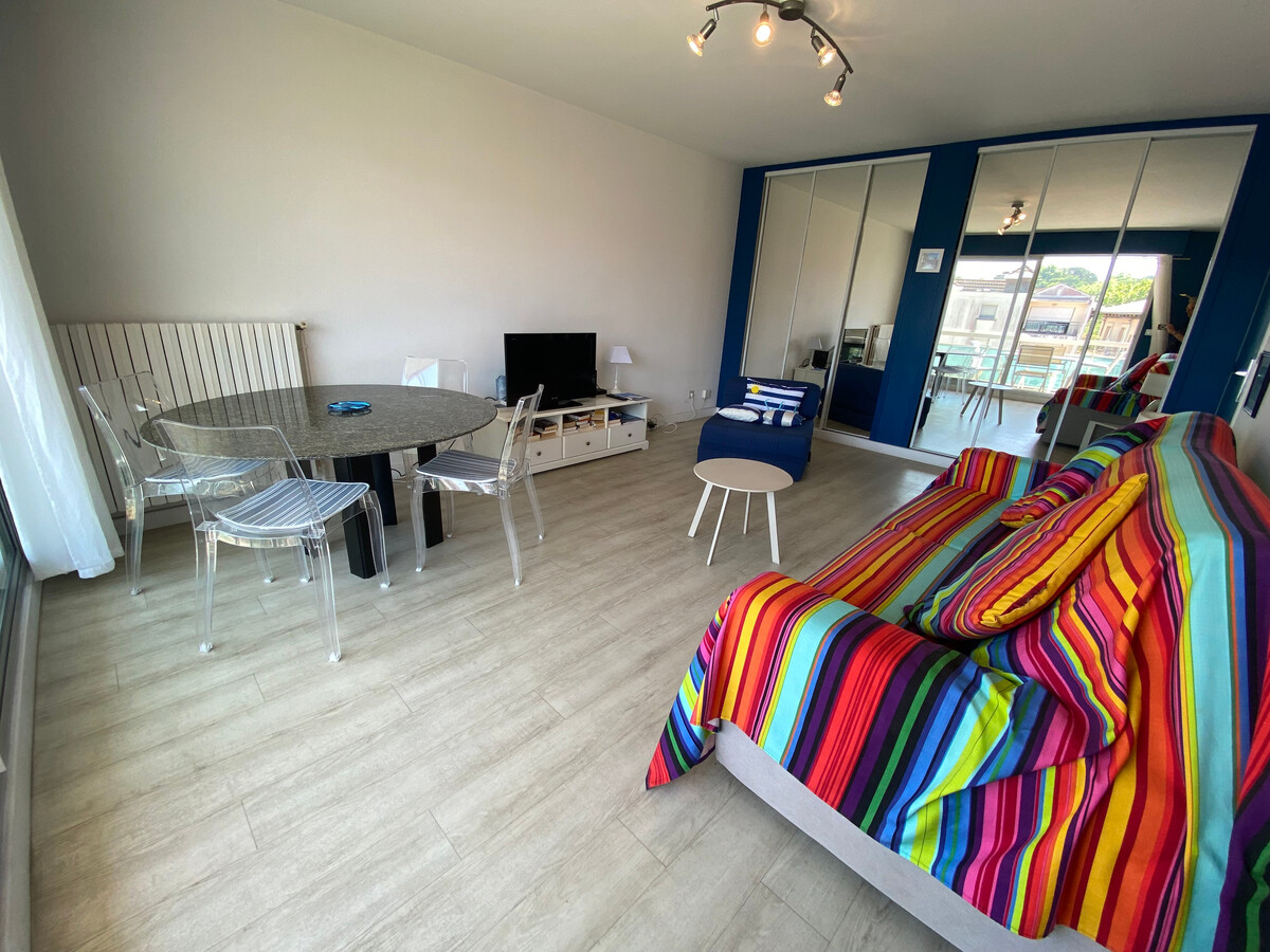 Studio 35m² centre-ville Arcachon, balcon sud et parking - Photo 5