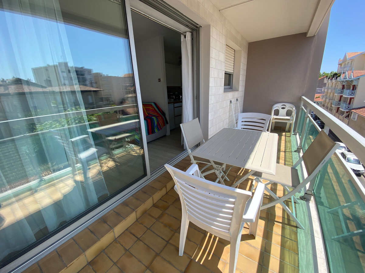 Studio 35m² centre-ville Arcachon, balcon sud et parking - Photo 8