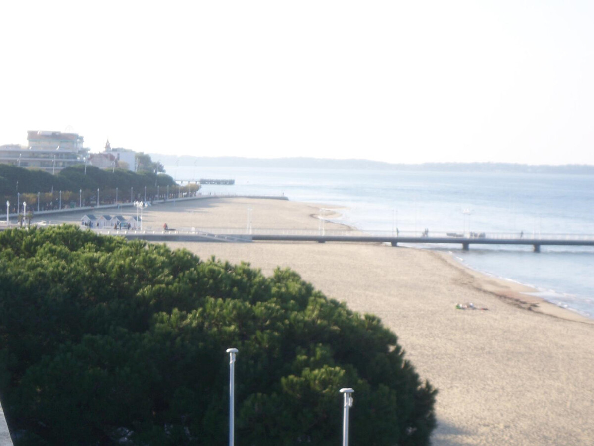 T3 centre Arcachon, vue panoramique bassin et parking - Photo 6