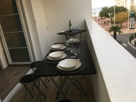 Location appartement à Arcachon, Centre-ville Arcachon, T3 rénové avec aperçu mer, proche plage et gare