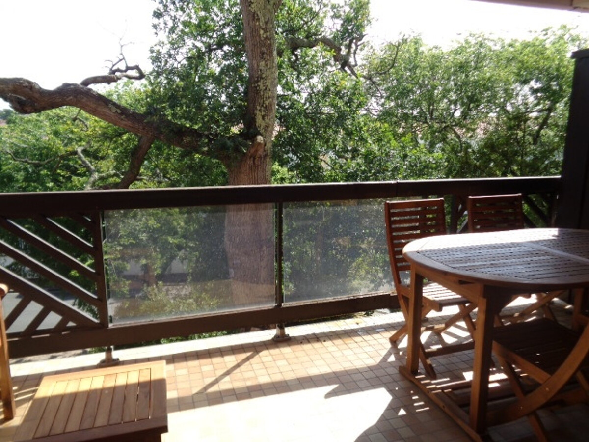 Studio cabine 30m² balcon et parking privé à Arcachon - Photo 8