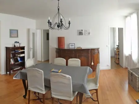 Location appartement à Royan, Appartement T3 confortable à Royan, proche plage et commerces