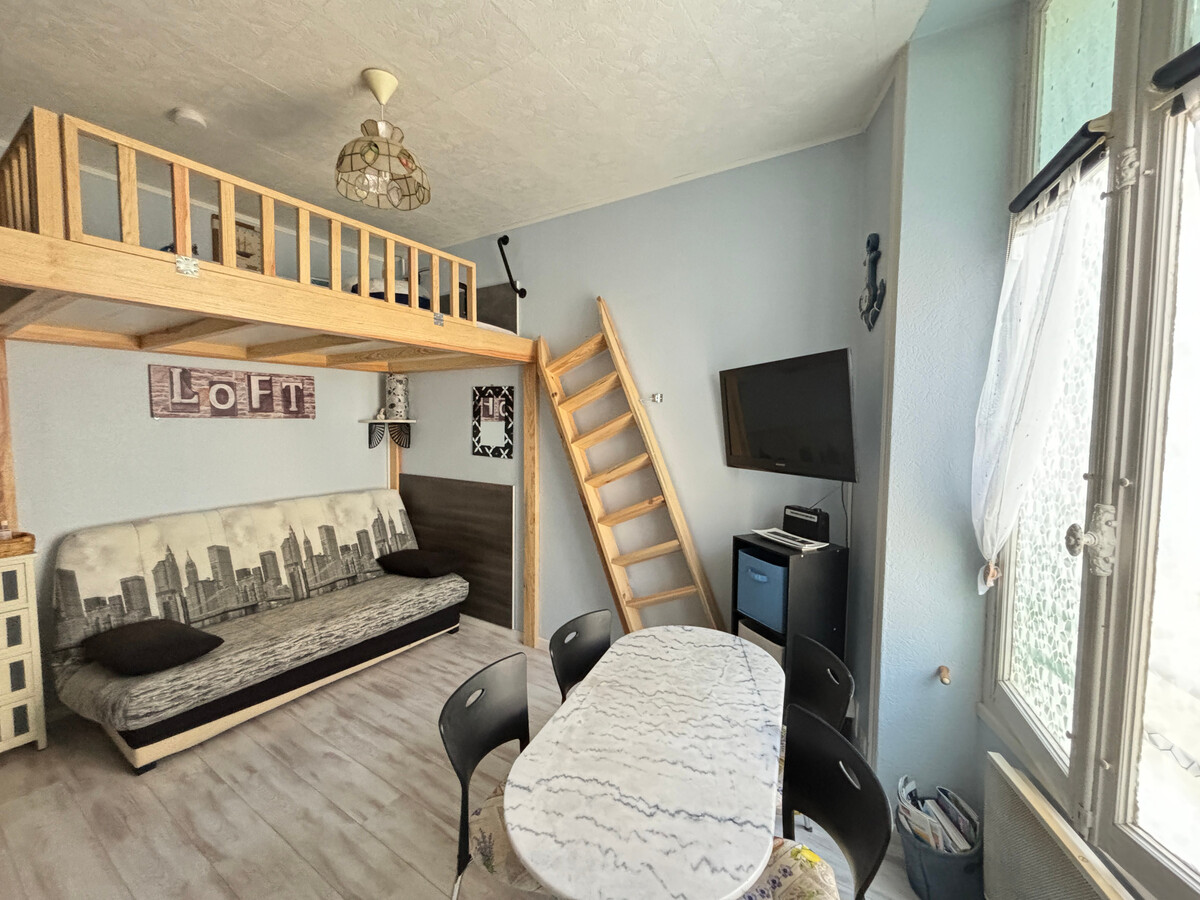 Studio 50m plage, mezzanine, Les Sables-d'Olonne - Photo 2