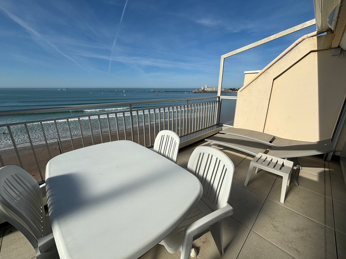 Appartement 3 pièces face plage avec terrasse et garage - Photo 3