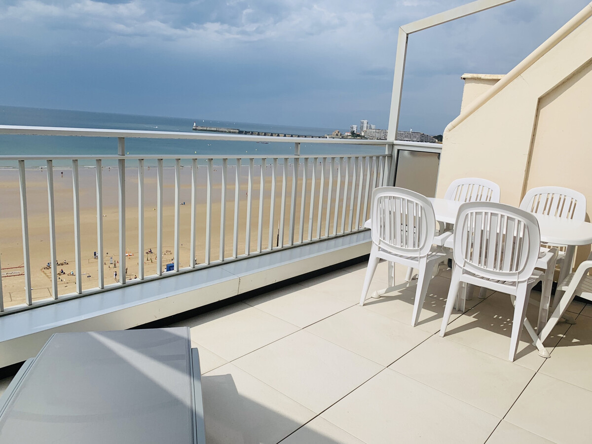 Appartement 3 pièces face plage avec terrasse et garage - Photo 4