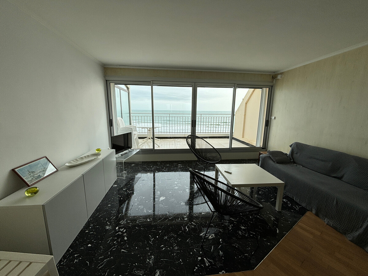 Appartement 3 pièces face plage avec terrasse et garage - Photo 31