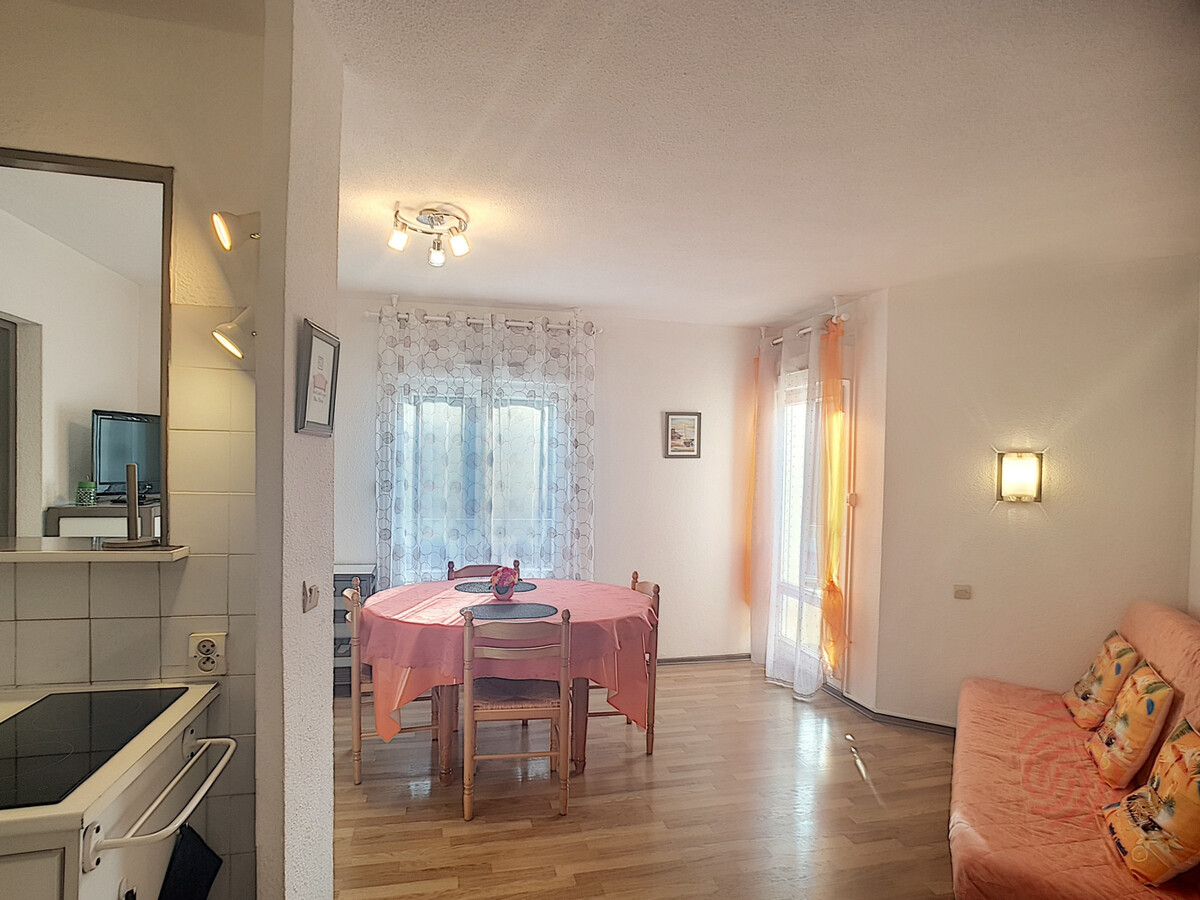 F2 lumineux 41 m² avec 2 balcons à Lamalou-les-Bains - Photo 2