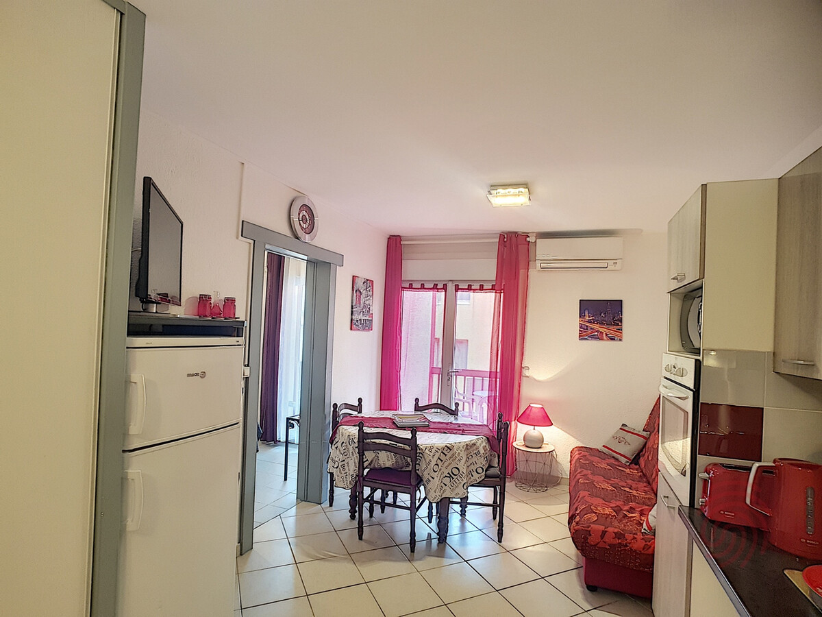 F2 climatisé 34 m² avec 2 balcons à Lamalou-les-Bains - Photo 2