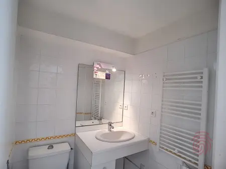 F2 45 m² Lamalou-les-Bains, terrasse parc Usclade : photo 13