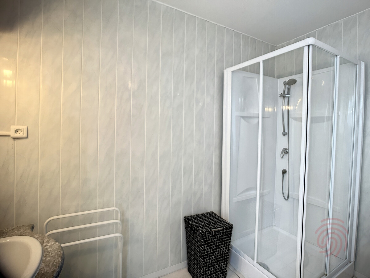F2 30 m² terrasse privée à Lamalou-les-Bains - Photo 13