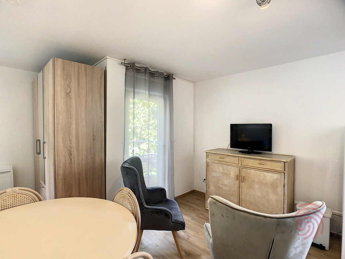 Studio 30m² à 50m des Thermes, terrasse parc - Photo 6