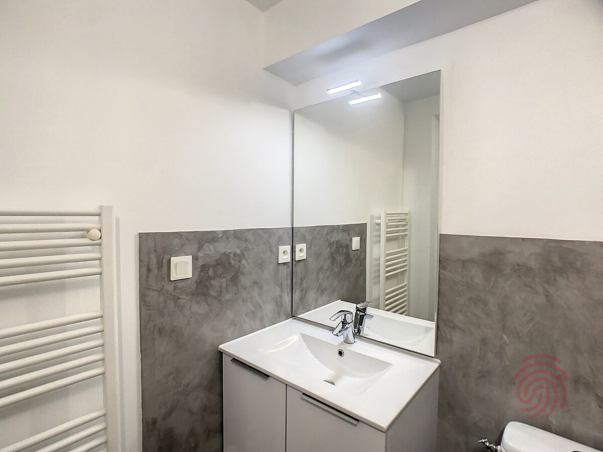 Studio 30m² à 50m des Thermes, terrasse parc - Photo 12