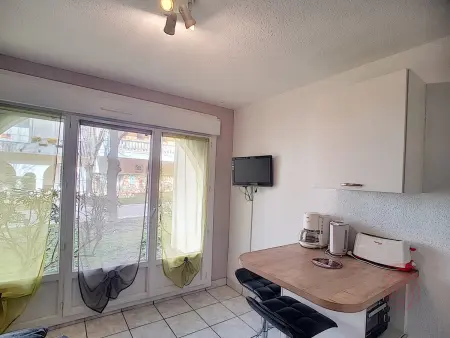 Studio rénové 17 m² avec jardin à Lamalou-les-Bains : photo 4