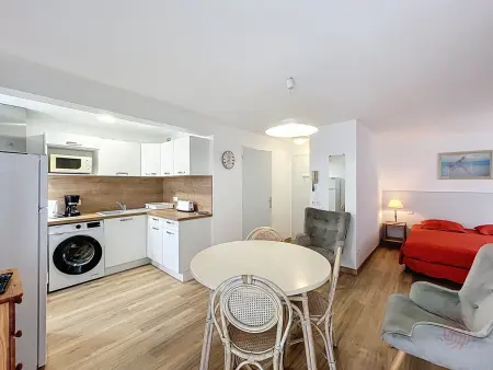 Location appartement à Lamalou les Bains, Studio cosy proche Thermes et centre-ville avec terrasse, animaux acceptés – Lamalou-les-Bains