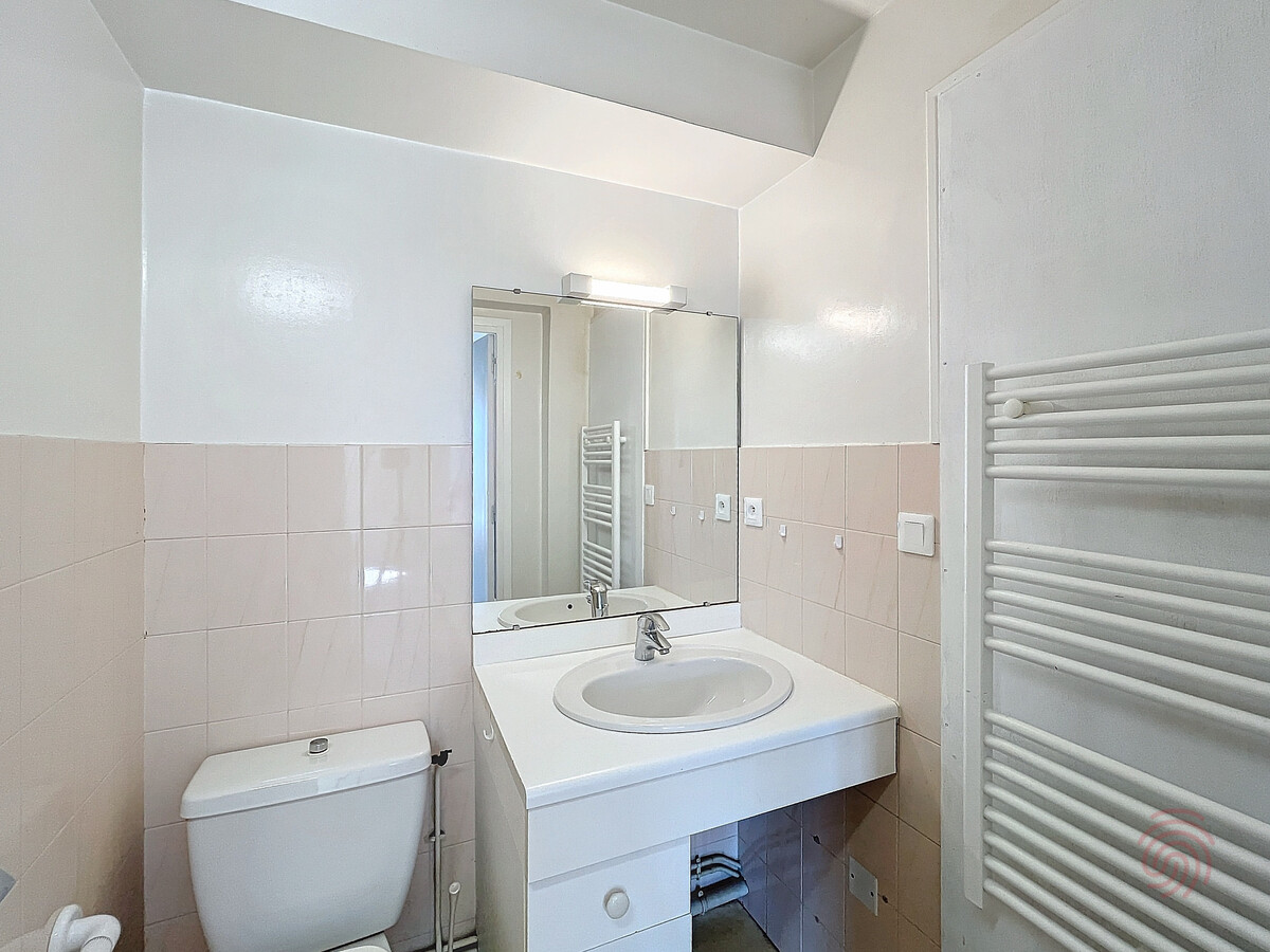Studio 30 m² à 50 m des Thermes, balcon, animaux OK - Photo 10