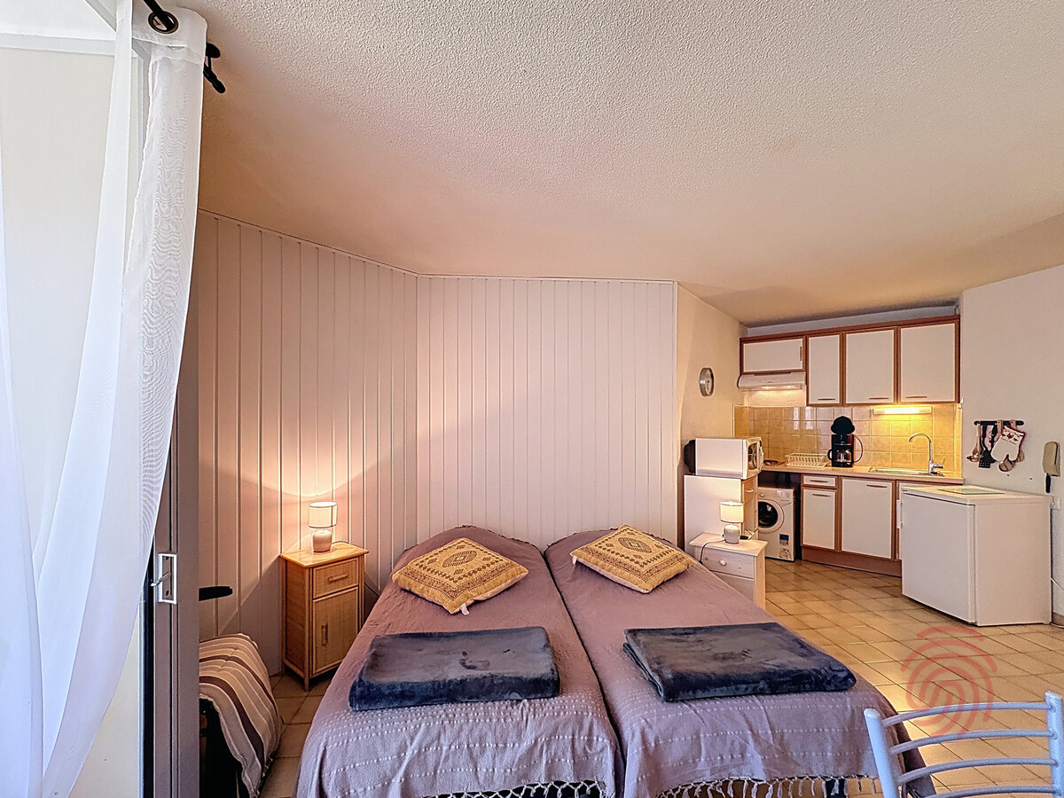 Studio 24 m² avec terrasse, parking gratuit à Lamalou - Photo 3
