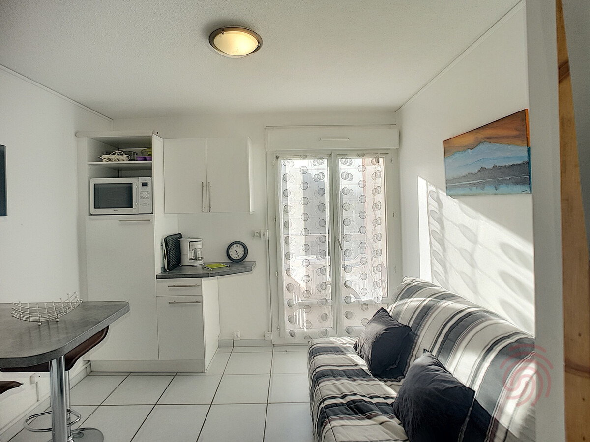 Studio rénové 17m² balcon, animaux acceptés à Lamalou - Photo 5