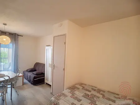 Studio rénové 24m² avec balcon - Lamalou-les-Bains : photo 3