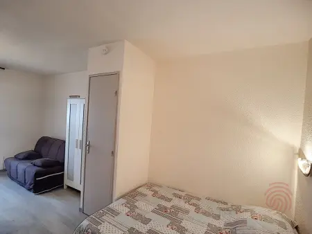 Studio rénové 24m² avec balcon - Lamalou-les-Bains : photo 4