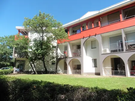 Location appartement à Lamalou les Bains, Charmant studio RDC avec terrasse, proche Thermes et centre-ville, accepte animaux - Lamalou-les-Bains