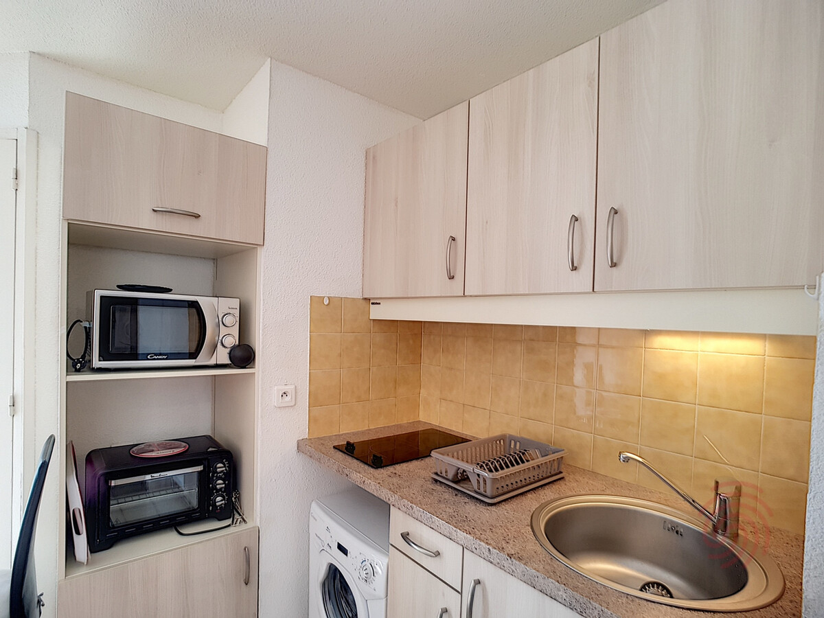 F2 28m² terrasse et vue ruisseau à Lamalou-les-Bains - Photo 3