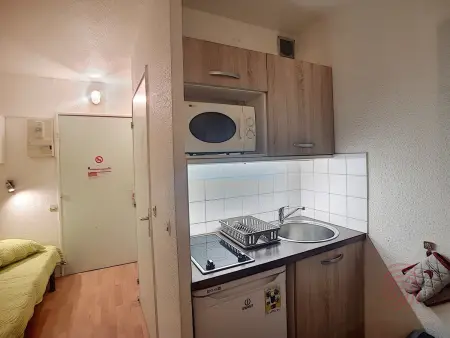 Studio rénové 17 m² à 650 m des Thermes : photo 5