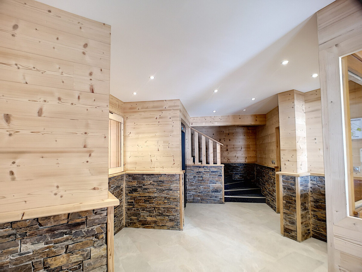 Studio ski aux pieds Les Menuires, 18 m², balcon vue pistes - Photo 15