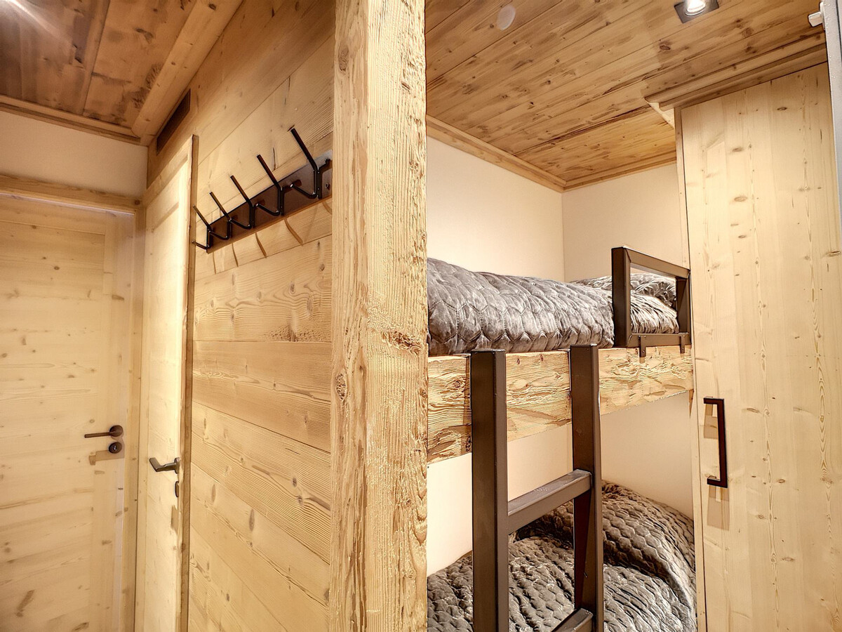 2 pièces rénové ski aux pieds, balcon vue pistes - Photo 11