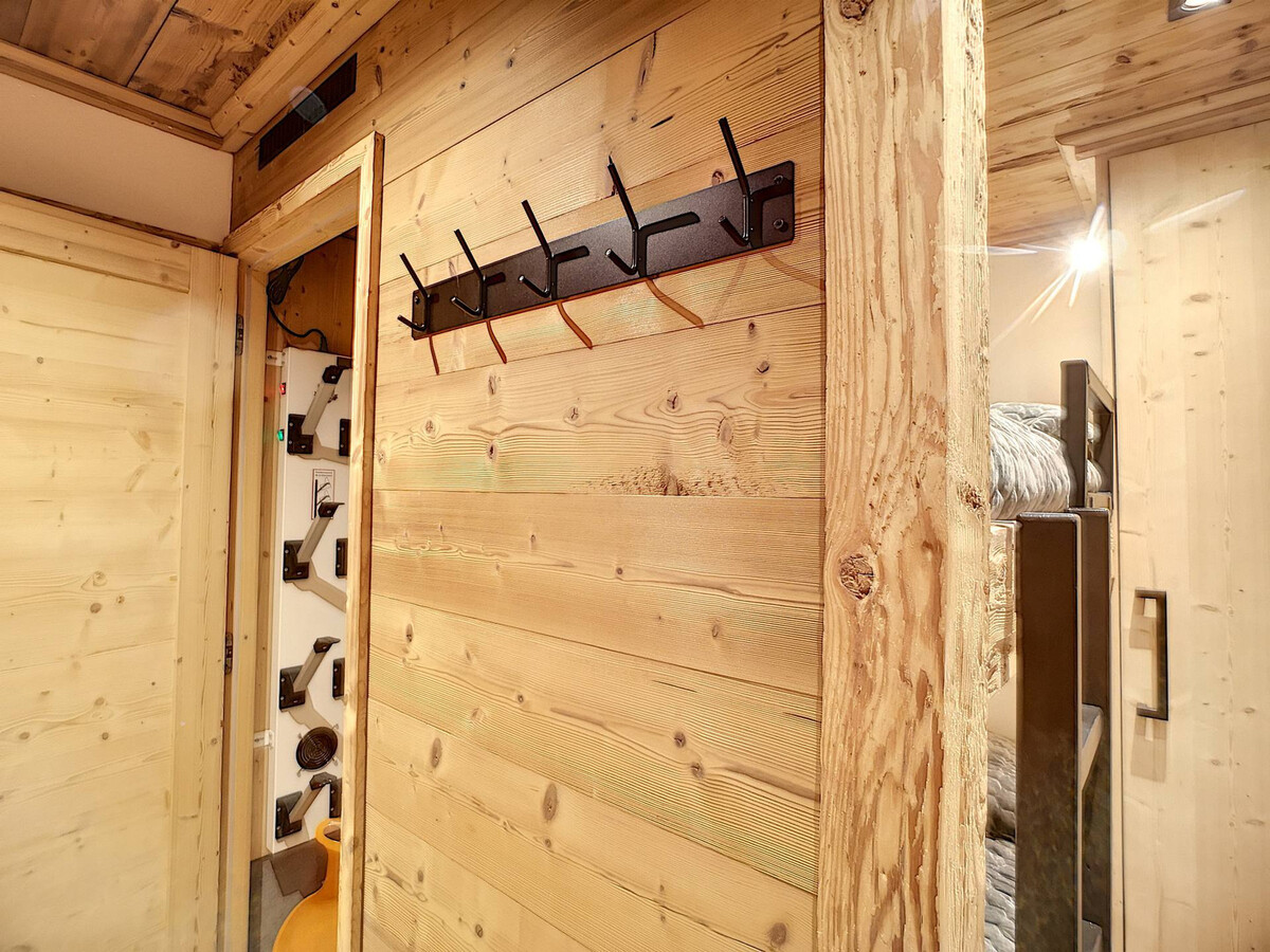 2 pièces rénové ski aux pieds, balcon vue pistes - Photo 12