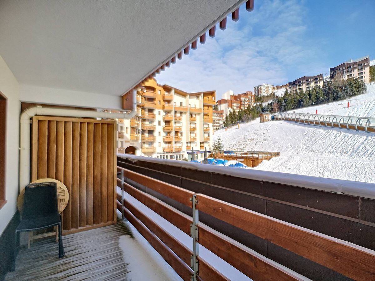 2 pièces rénové ski aux pieds, balcon vue pistes - Photo 14