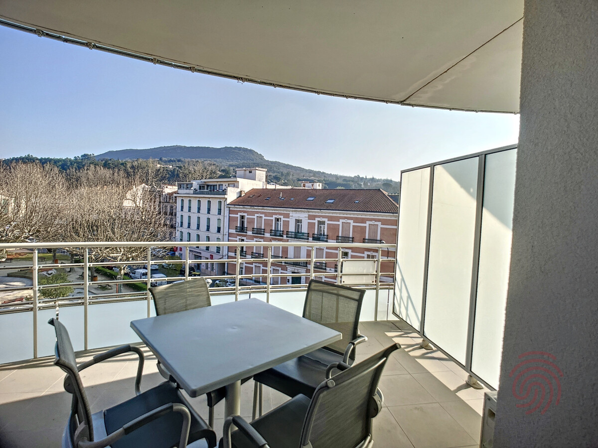 F2 climatisé 51 m² avec terrasse vue casino, parking - Photo 14