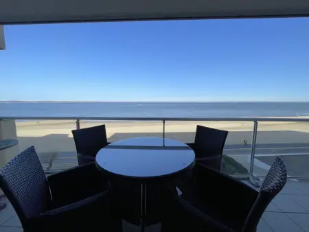 Location appartement à Arcachon, Appartement T2 proche centre avec terrasse et parking sous-terrain