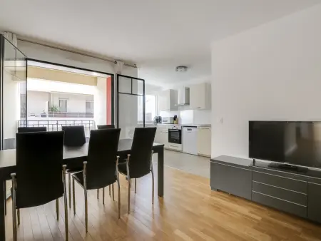 Location appartement à Arcachon, Appartement de standing 8 pers, hyper centre Arcachon, balcon, parking privé, proche plages et gare