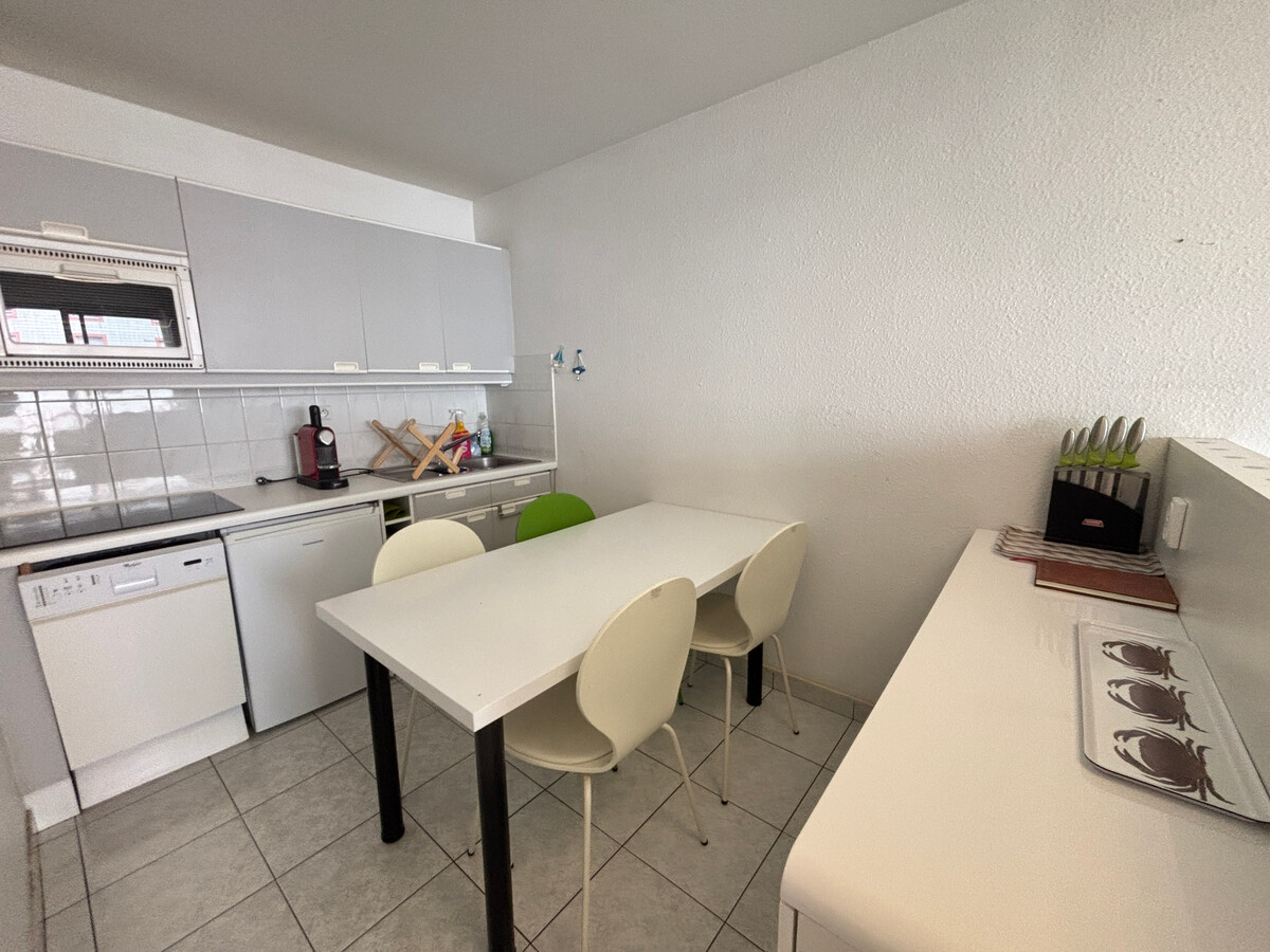Appartement 2 étoiles, grande terrasse, 100m plage - Photo 7
