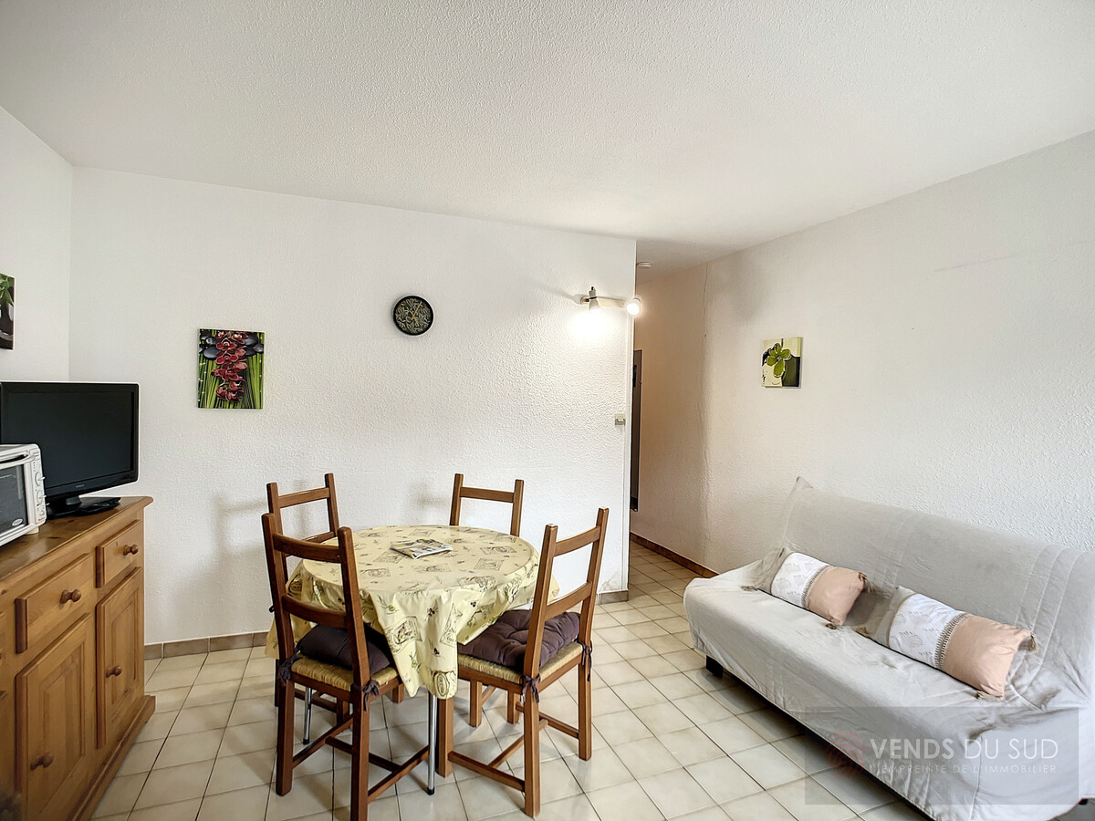 F2 28m² avec terrasse vue ruisseau à Lamalou-les-Bains - Photo 4