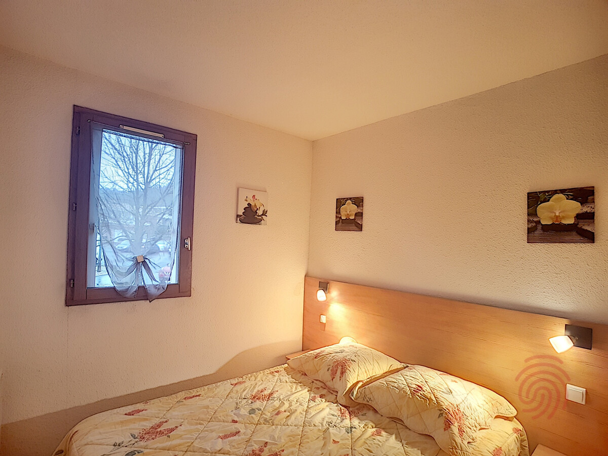 F2 28m² avec terrasse vue ruisseau à Lamalou-les-Bains - Photo 7