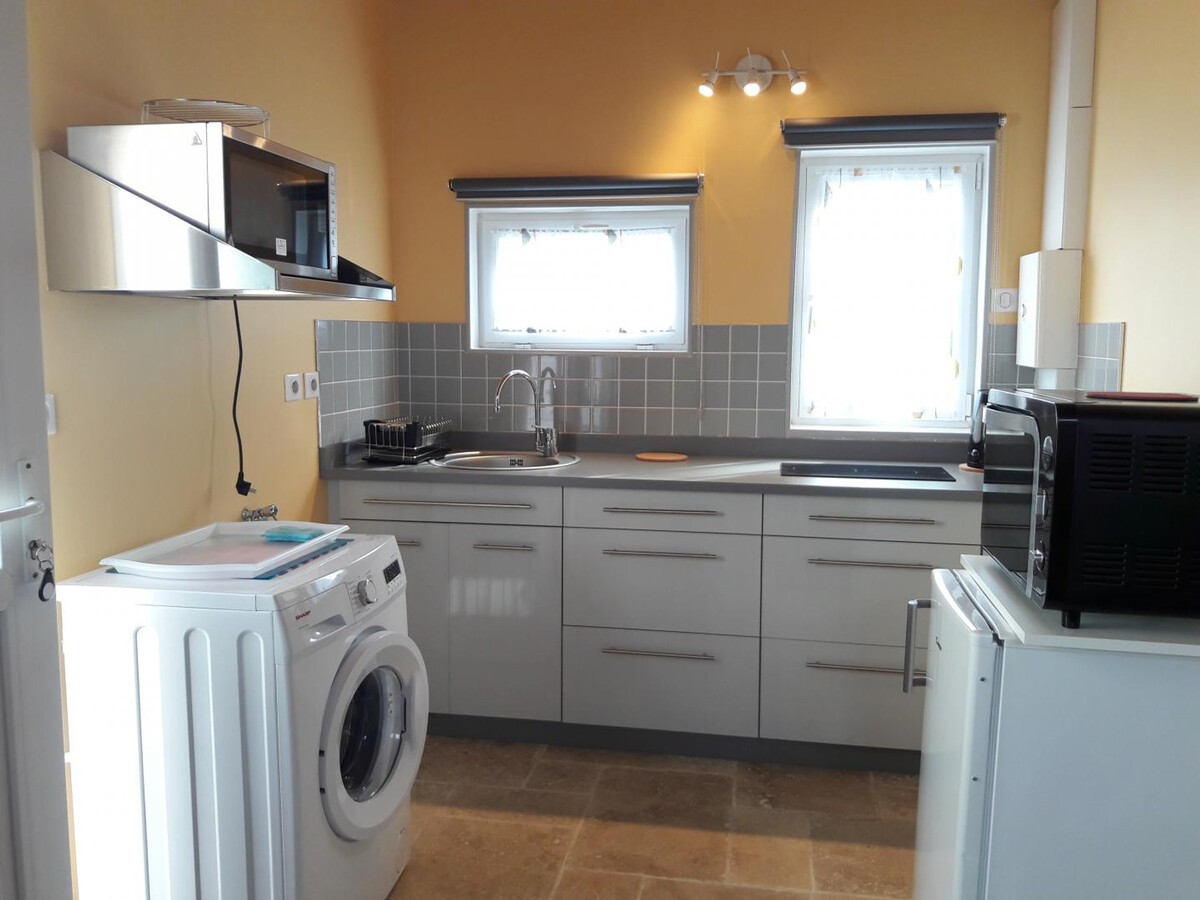 Studio rénové à Vendat avec piscine et jardin privatif - Photo 10