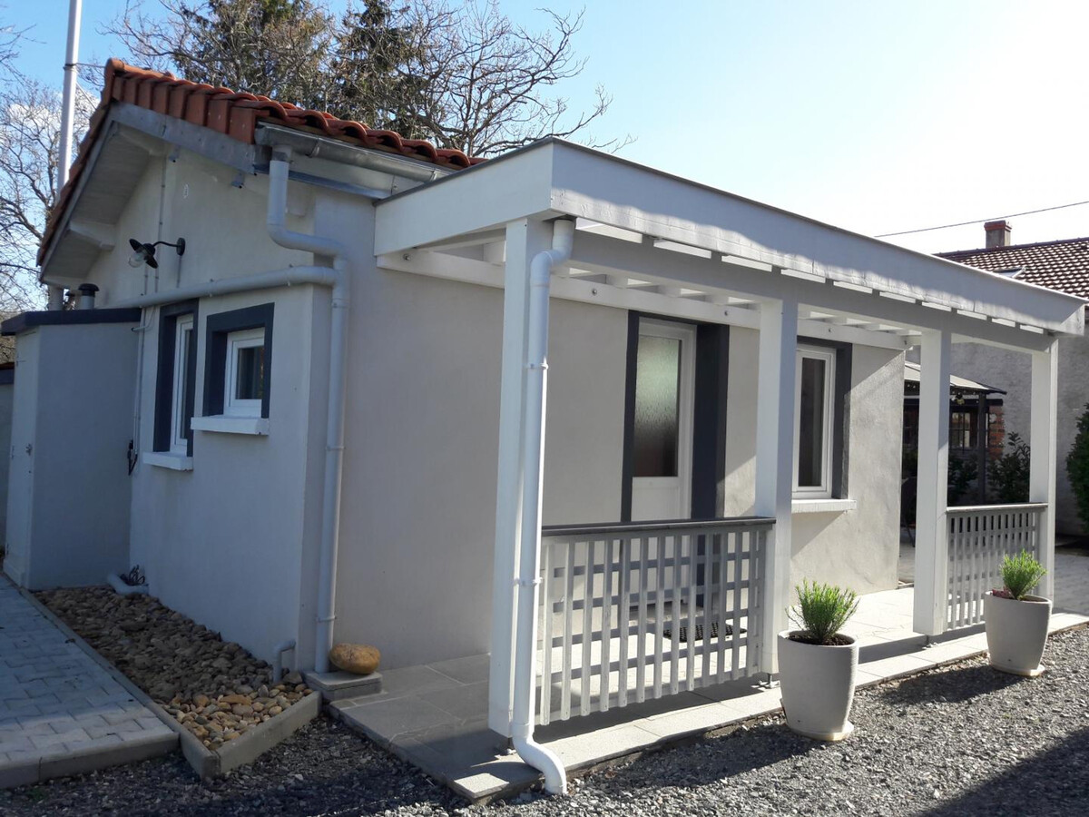 Studio rénové à Vendat avec piscine et jardin privatif - Photo 17