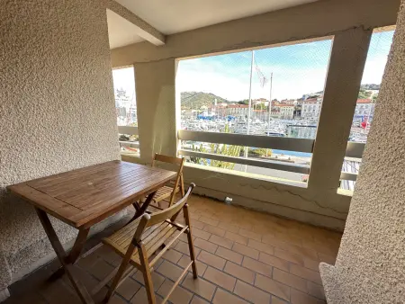 T2 Port-Vendres vue port avec ascenseur, 4 pers. : photo 13