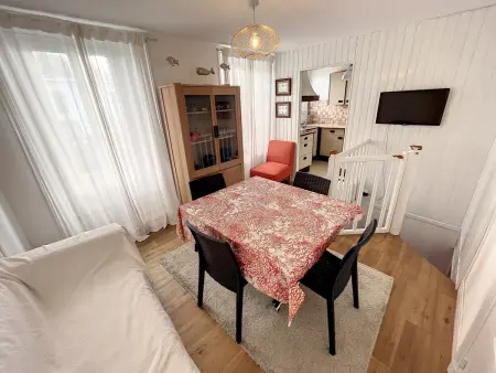 Duplex atypique avec terrasse à Granville, 400m plage : photo 5